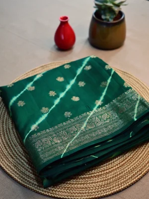 Green pure Chiniya silk saree