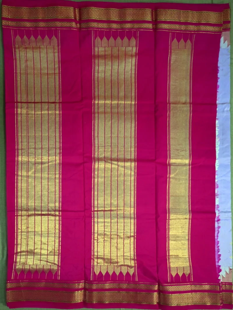 Pallu of lavender pure silk Irkal saree with golden butti and pink border