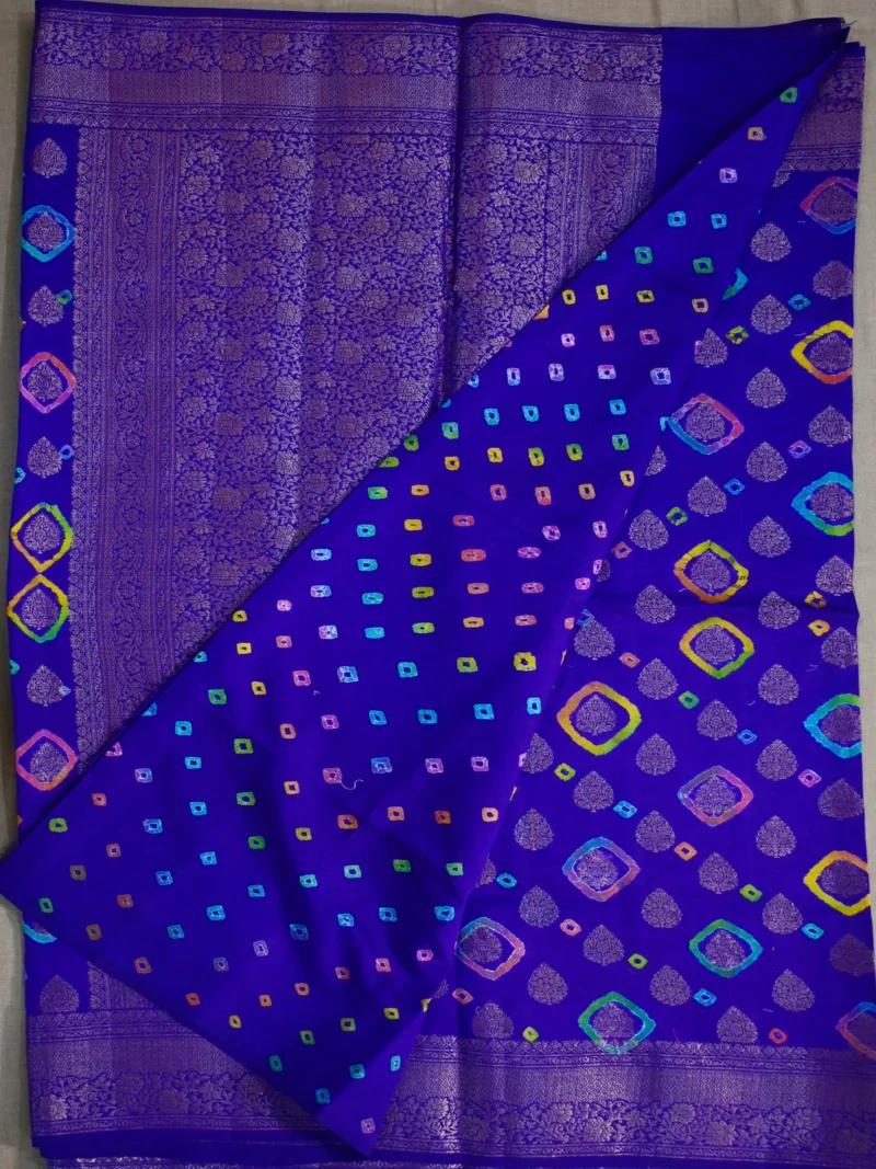 Blouse of purple pure chiniya silk saree