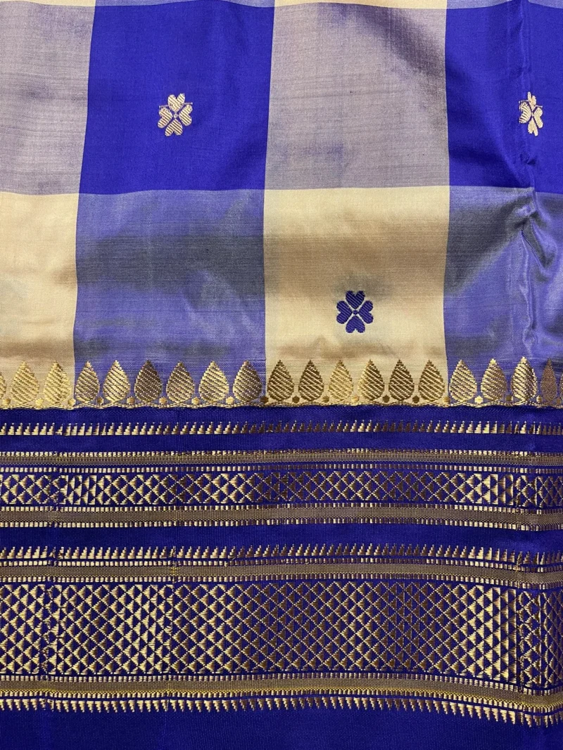 Border closeup