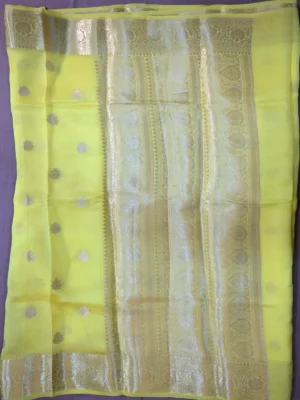 Pallu of yellow pure silk Banarasi saree
