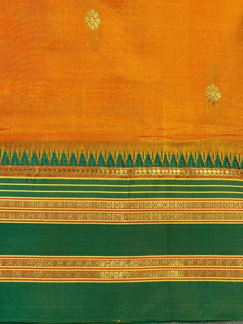 Border closeup
