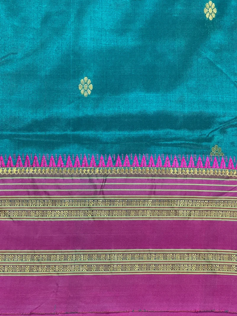 Border closeup