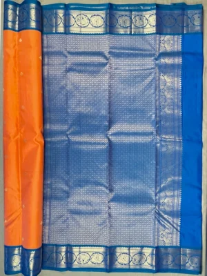 Pallu of peach colour pure Kanchipuram silk saree