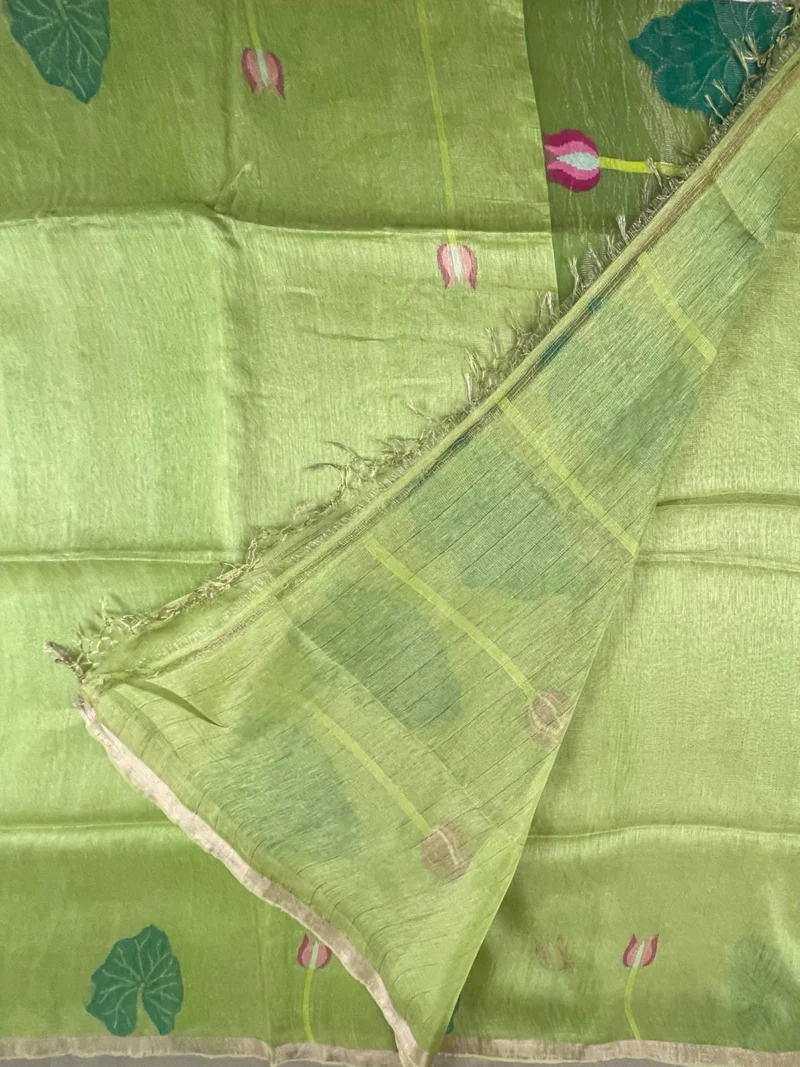 Blouse of mehndi green silk linen saree
