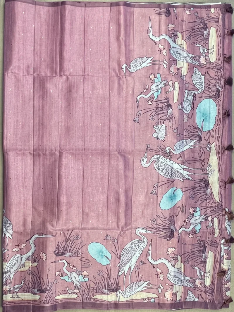 Pallu of onion pink Kalamkari art silk saree
