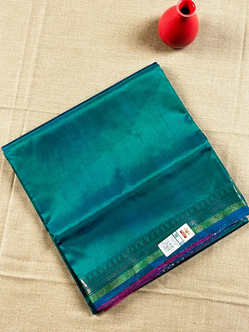 Green pure silk Vishnupuri saree