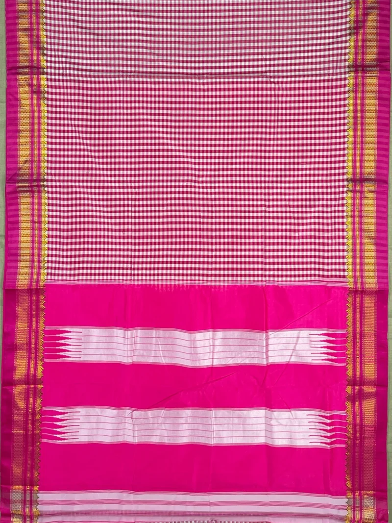 Pallu of pink small checks cotton Ilkal saree