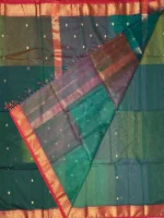 green-shaded-Maheshwari silk-cotton-blousewebp Blouse of green Shaded Maheshwari silk-cotton saree with butti