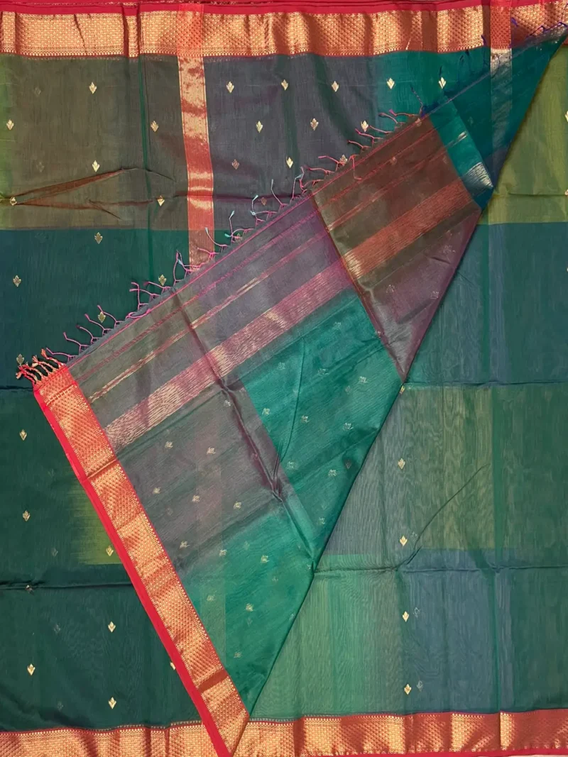 Blouse of green Shaded Maheshwari silk-cotton saree with butti