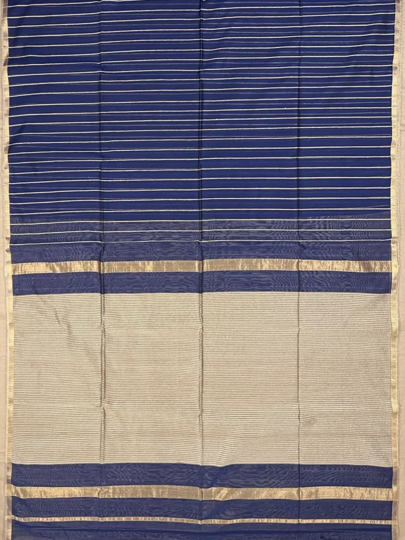 Pallu of navy blue Maheshwari silk cotton saree with thread lines