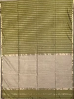 olive green-thread-lines-maheshwari-silk-cotton-pallu Pallu of olive green Maheshwari silk cotton saree with thread lines
