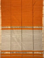 orange-thread-lines-maheshwari-silk-cotton-pallu Pallu of orange Maheshwari silk cotton saree with thread lines