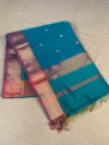 Peacock blue Shaded Maheshwari silk-cotton saree with butti