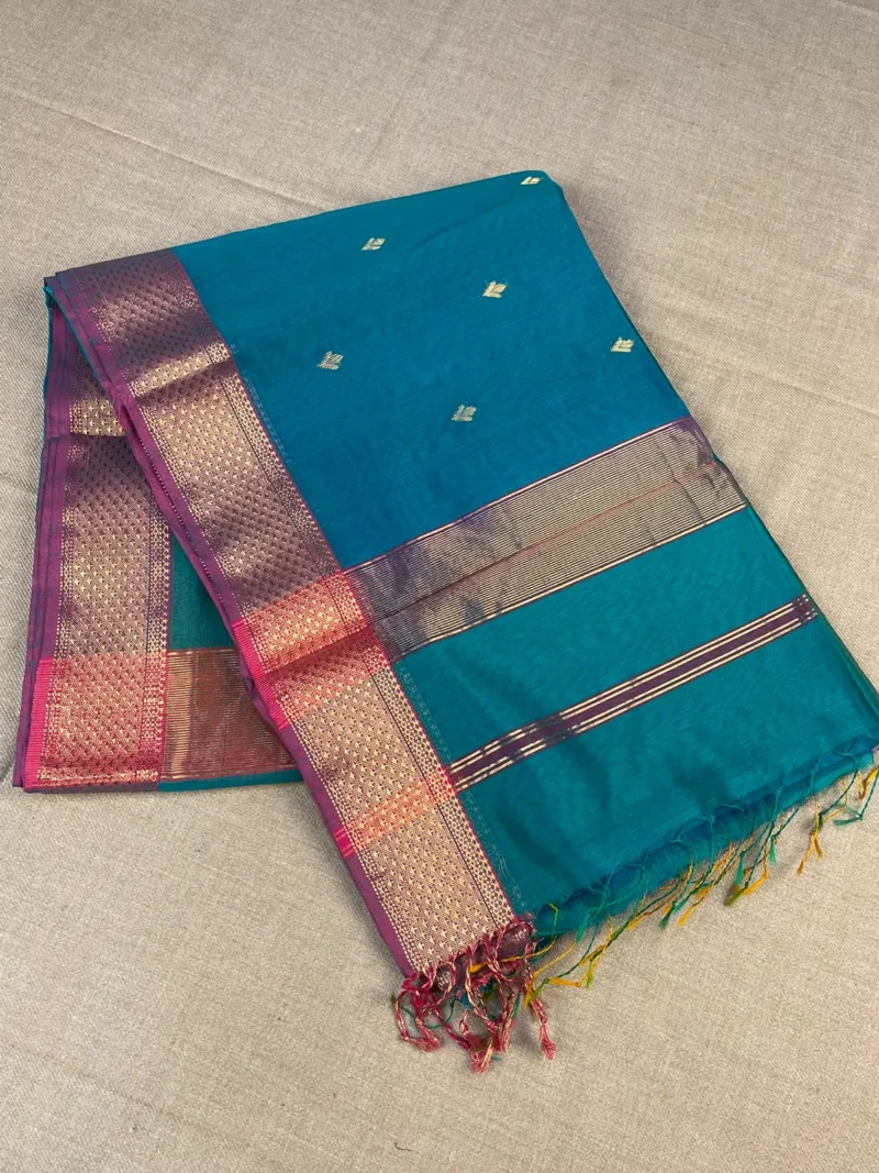 Peacock blue Shaded Maheshwari silk-cotton saree with butti