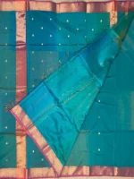 Blouse of peacock blue Shaded Maheshwari silk-cotton saree with butti