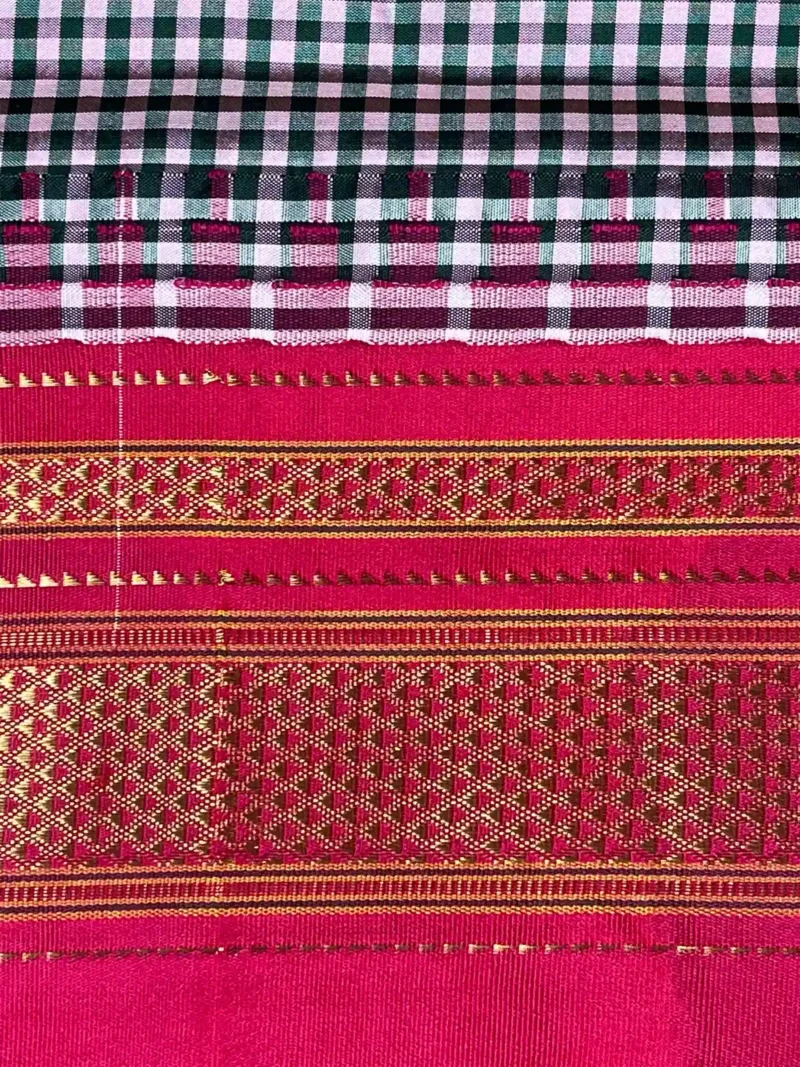 Border closeup of Pink with micro checks and red border pure silk Ilkal saree