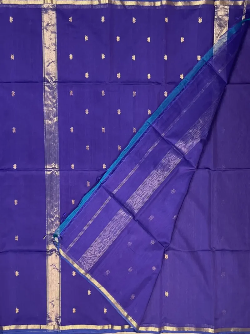 Blouse of royal blue silk-cotton Maheshwari saree
